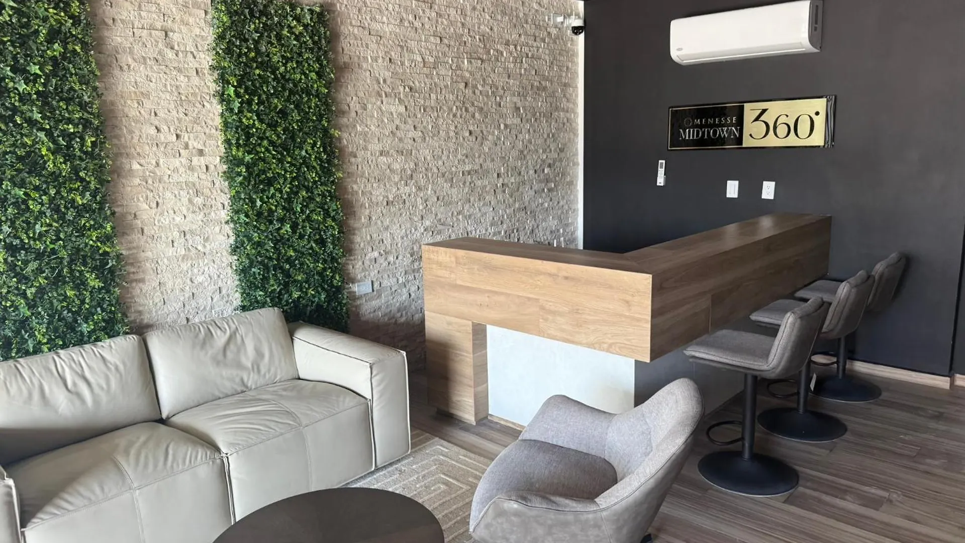 Quality & Elegance Studio Playa del Carmen Mexico